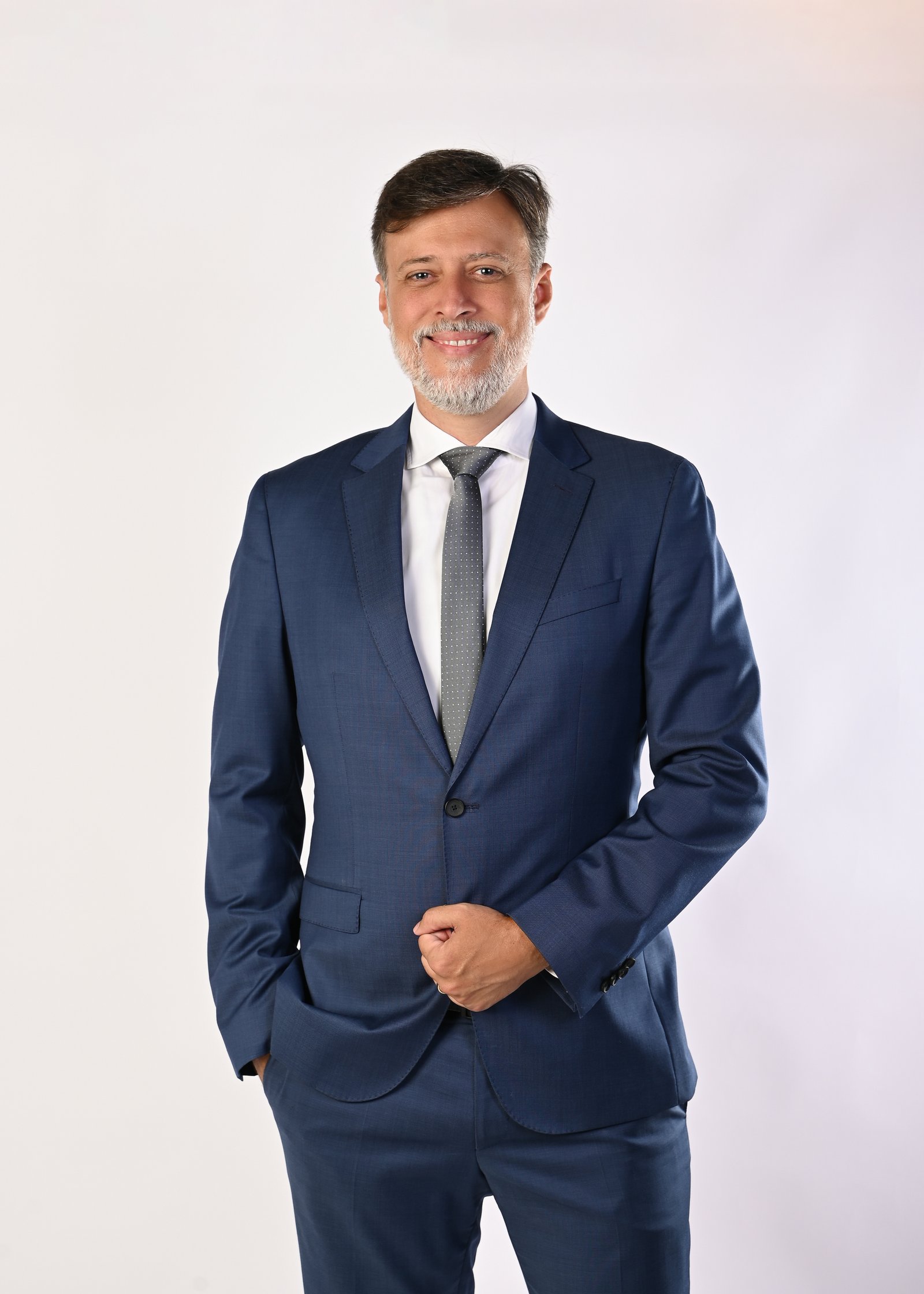 Dr. Daniel Forte — Sócio Principal